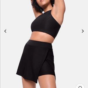 *NWT* Outdoor Voices Court Skort 4.5”
